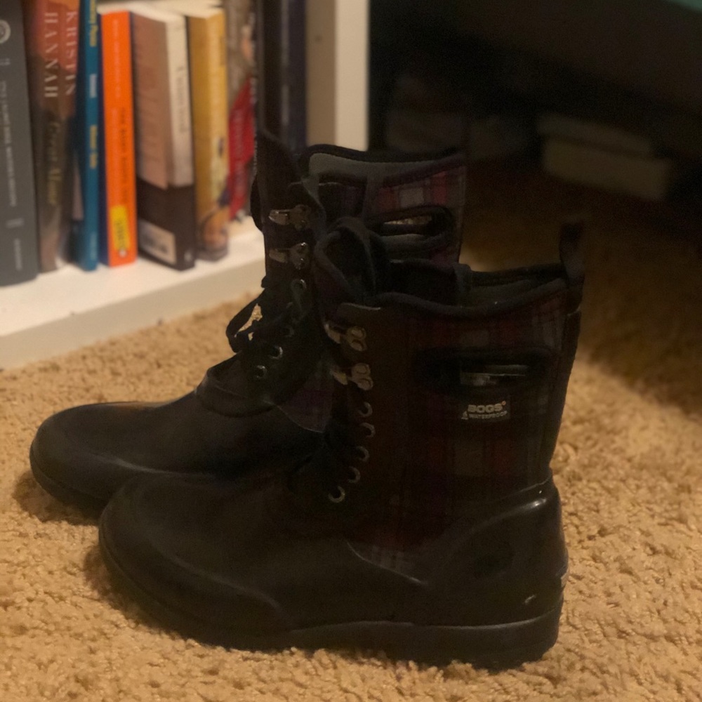 Bogs black and plaid waterproof boots